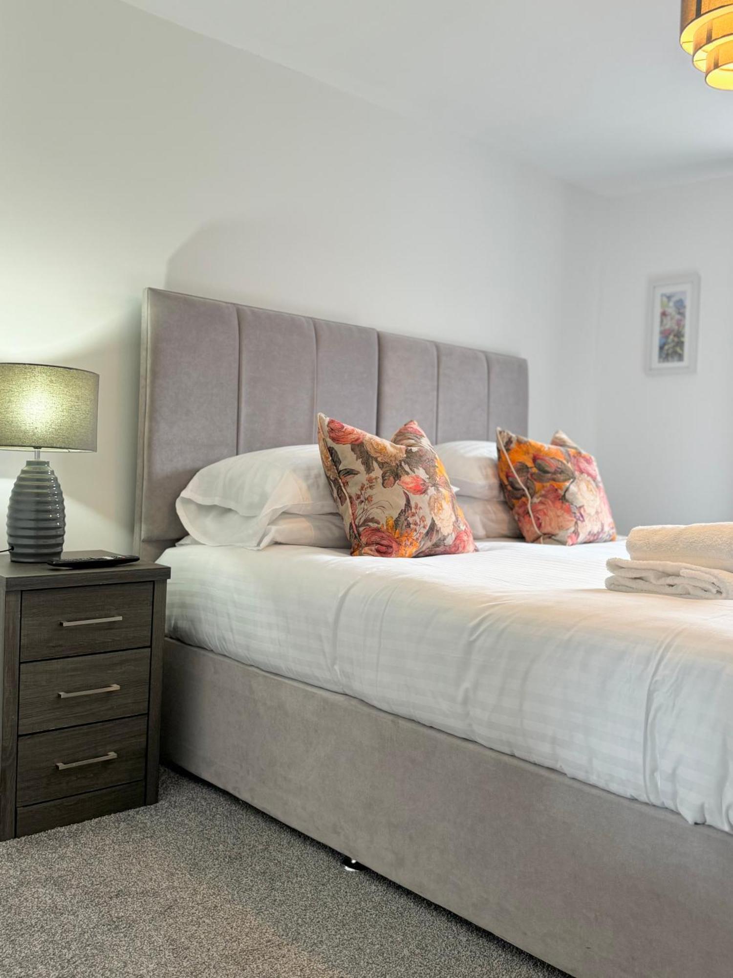 The Kipling Inn Ulverston Extérieur photo