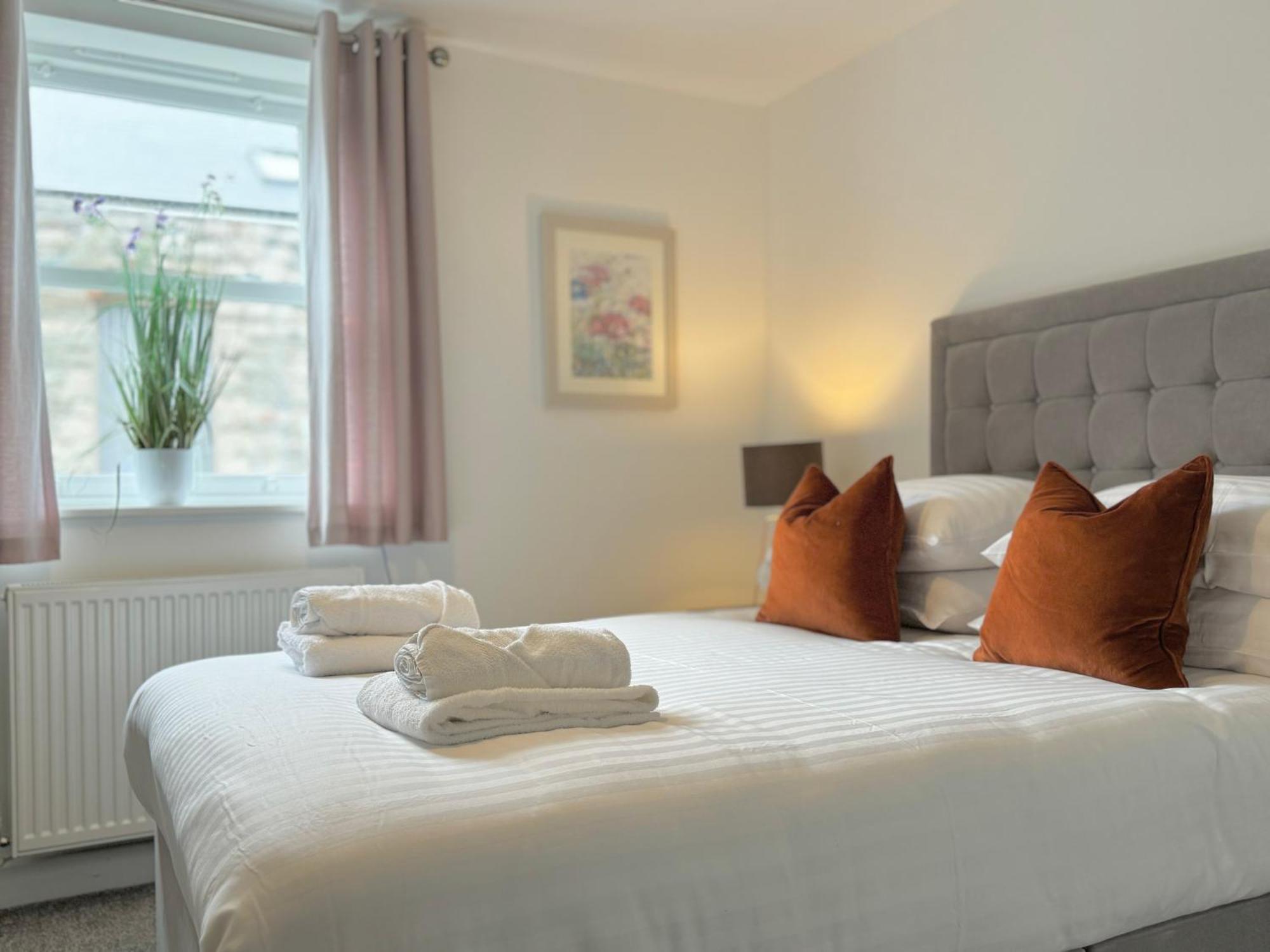 The Kipling Inn Ulverston Extérieur photo